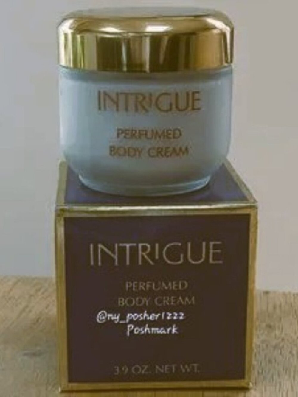 *𝓥𝓲𝓷𝓽𝓪𝓰𝓮 𝖬𝖠𝖱𝖸 𝖪𝖠𝖸 INTRIGUE Perfumed Body Cream 3.9 oz. Net Wt.🟣